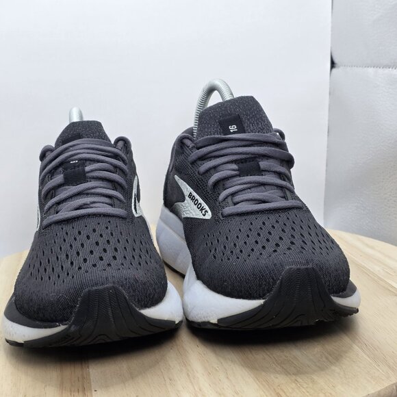 Brooks 120407-090 Women's Ghost 16 Size 8 WIDE Black/Grey/White Athletic Shoes - Picture 2 of 9